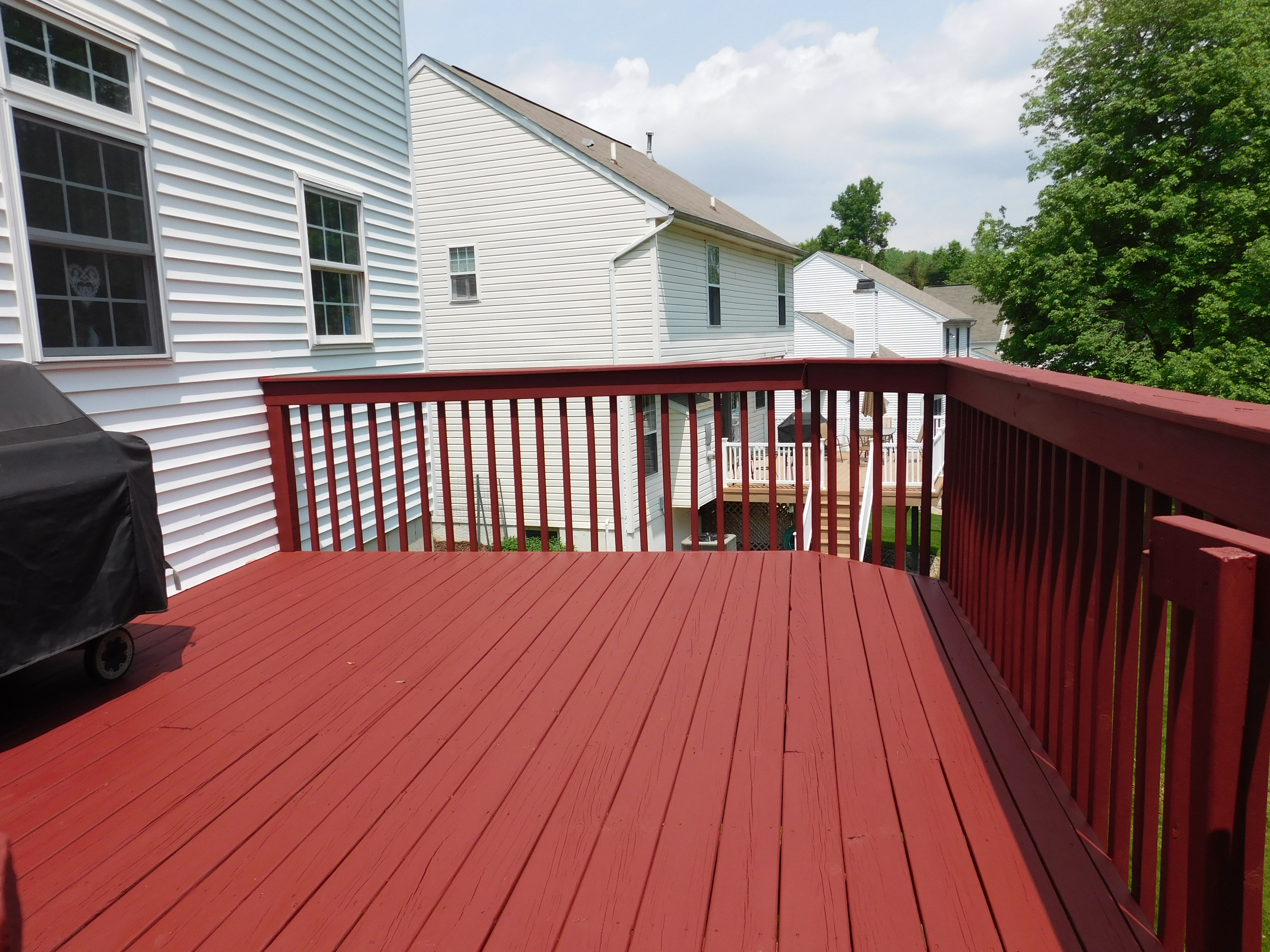 Sherwin William Acrylic Stain On Deck Color Coordinating A 2 Story Deck With The Sidinga Whole The Paint Can Says To Use A 017 To 021 Tip To Spray Plamuesya
